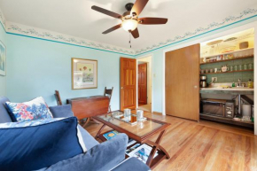  Hummingbird Garden Retreat  Санта-Роса